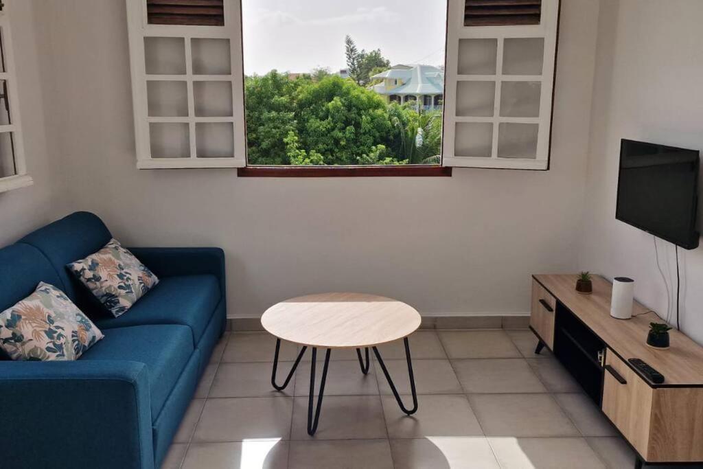 Joli T2 En Bas De Villa Vue Jardin Et Mer Vieux-Habitants Ngoại thất bức ảnh